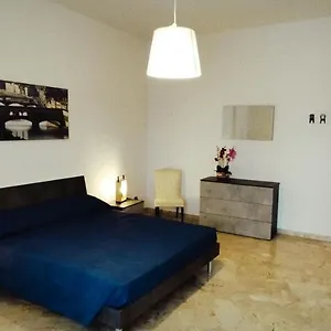 https://primetta-house.it-tuscanyhotel.com