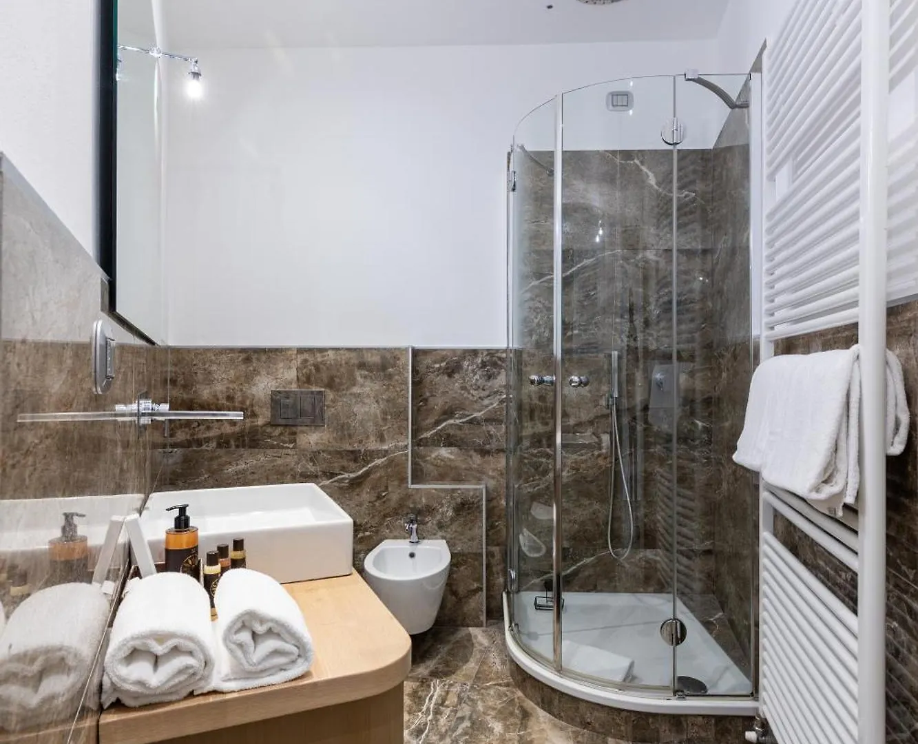 La Corte - Seta Apartment 贝拉焦